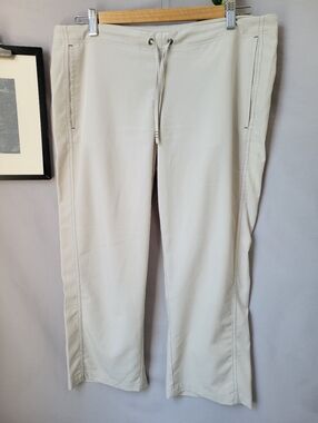 Title Nine Cropped Drawstring Hiking Camping Pants Tan 6
